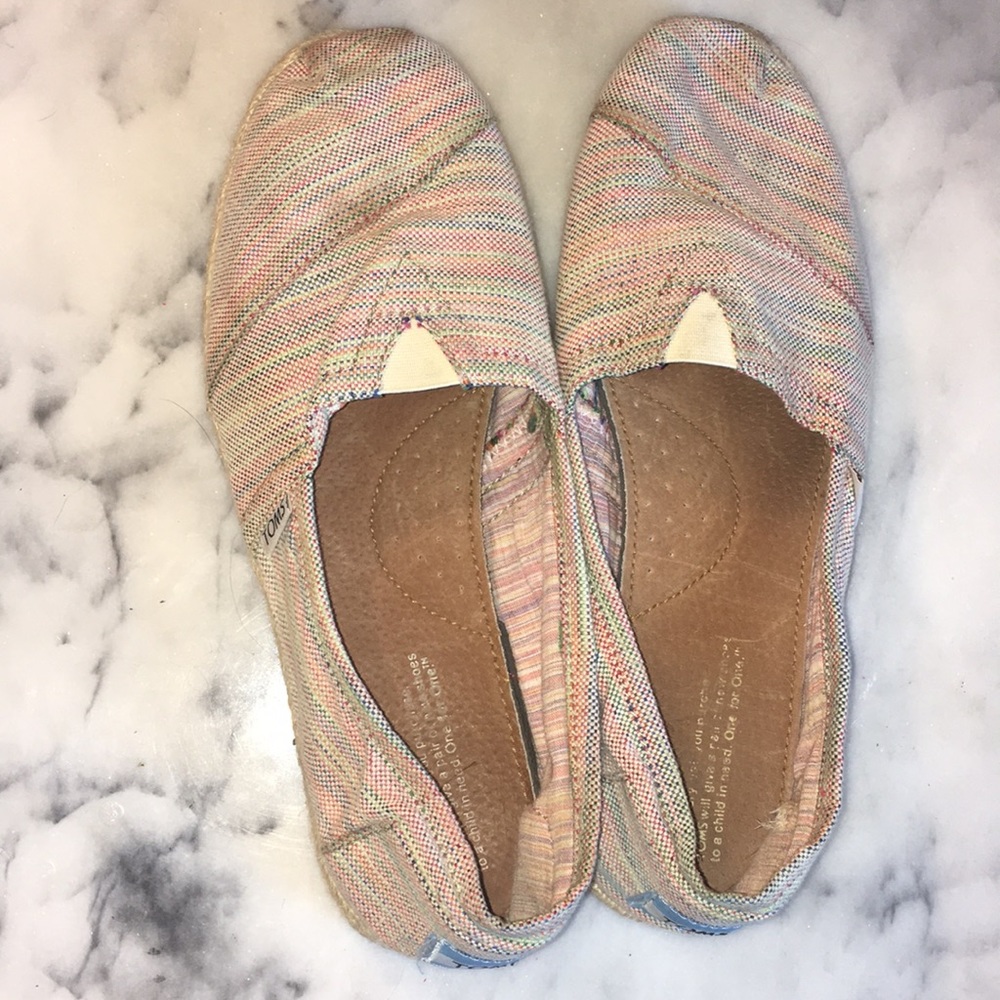 Moroccan style Toms